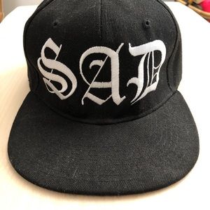 Nikki Lipstick Sad girls club SAD hat